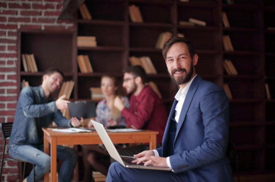 Vendre son entreprise ne signifie pas forcément partir immédiatement